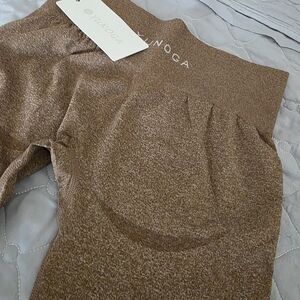 Yinoga Brown High-Waist Leggings